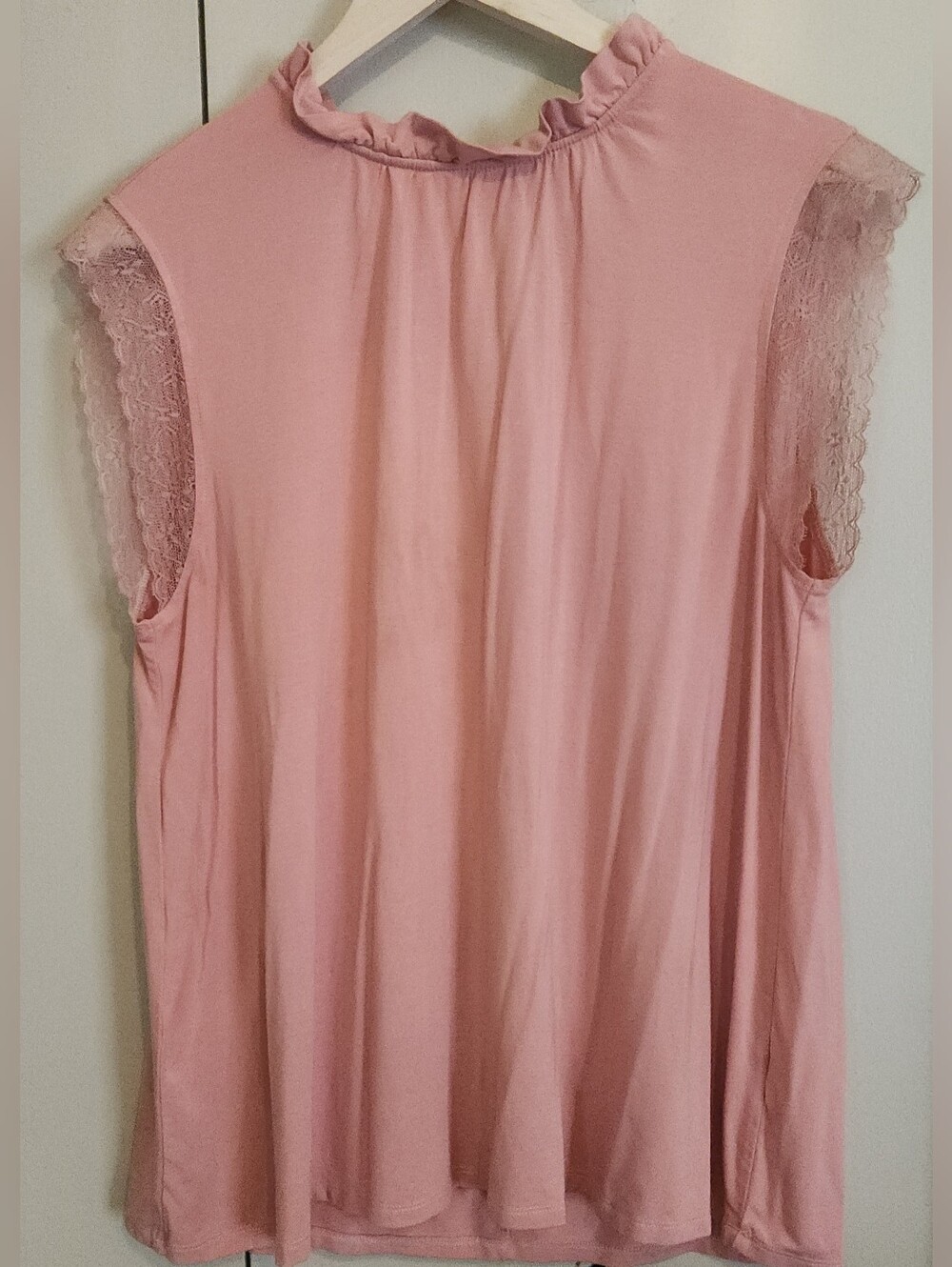 F93 Good Hart soft Peachy-Pink Lace Sleeve Ruffle Neck Blouse tie closure @ back